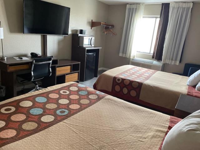 Super 8 By Wyndham Alton Motel Luaran gambar